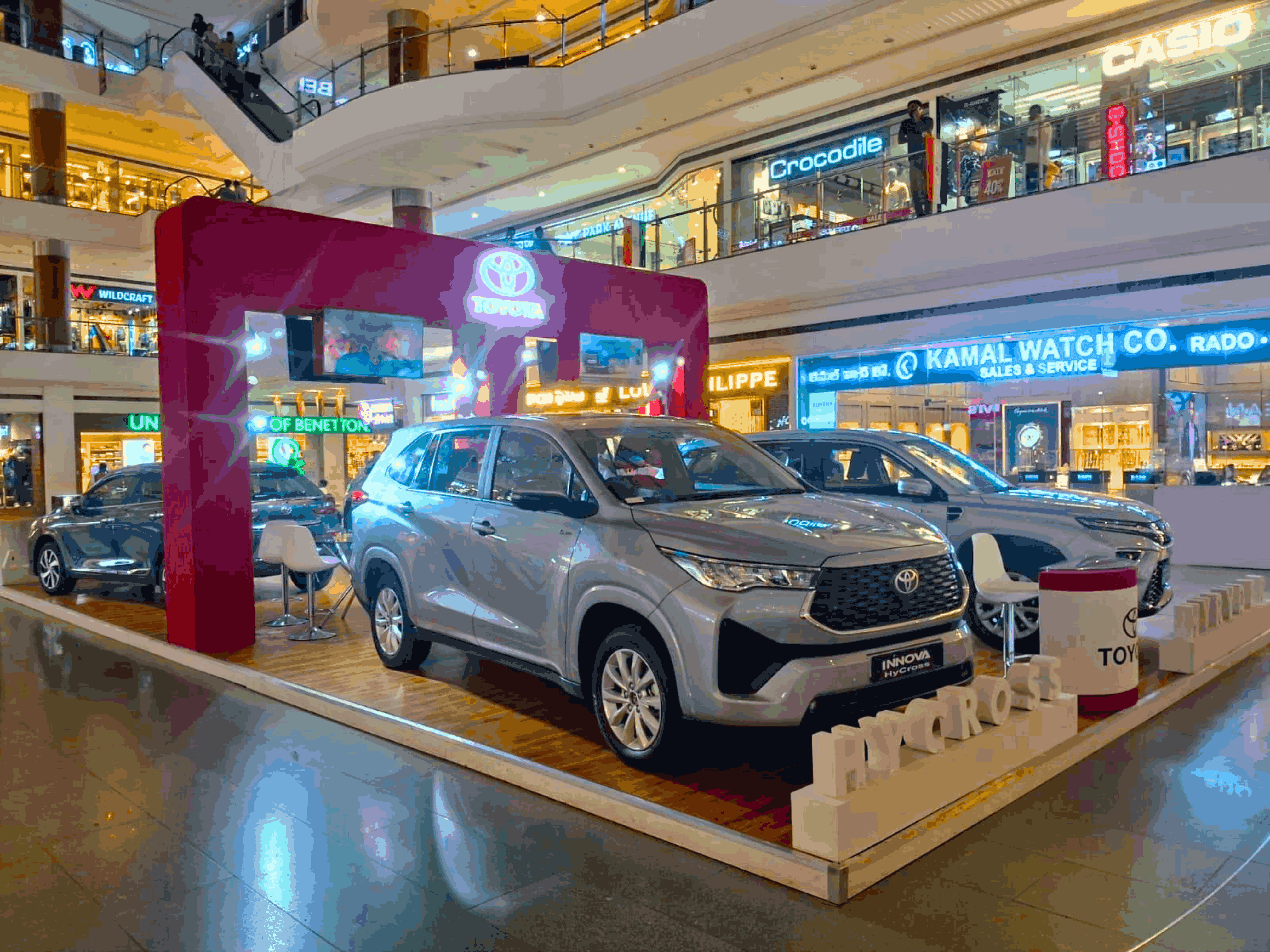 Car Display & Mall Activation